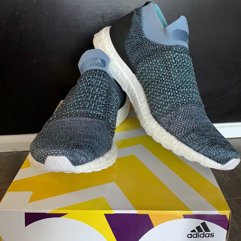 Men’s ultraboost lace less - Picture 1 of 2